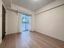 【神奈川県/横浜市戸塚区秋葉町】ピアパレス戸塚 洋室：約6.1帖