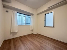 【神奈川県/横浜市戸塚区秋葉町】ピアパレス戸塚 洋室：約4.3帖