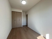 【神奈川県/横浜市戸塚区俣野町】県ドリームハイツ 18号棟 洋室：約5.3帖