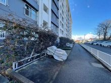 【神奈川県/横浜市戸塚区俣野町】県ドリームハイツ 18号棟 駐輪場・バイク置き場