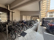 【大阪府/吹田市江坂町】進和江坂アーバンライフ 駐輪場