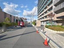 【大阪府/吹田市千里丘北】マスターズマンション吹田千里丘　中楽坊 アプローチ