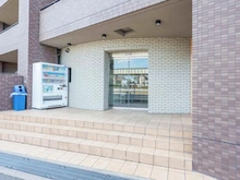 【大阪府/吹田市穂波町】クレステージ吹田 エントランス