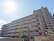 【大阪府/吹田市垂水町】ディオレ江坂 外観