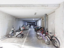 【大阪府/吹田市山田東】グランドメゾン万博公園南 駐輪場