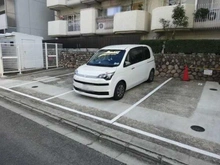 【大阪府/吹田市垂水町】チサンマンション第一江坂 駐車場