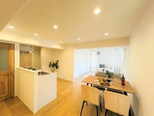 【大阪府/大阪市東淀川区東淡路】エバーグリーン淀川2号館 リビング・ダイニング：※家具調度品等は販売価格に含まれておりません