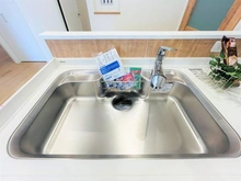 【大阪府/大阪市東淀川区東淡路】エバーグリーン淀川2号館 シンク