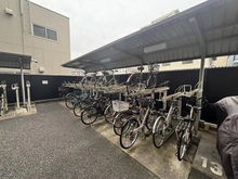 【大阪府/吹田市垂水町】ネバーランド吹田垂水町 駐輪場