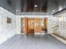 【大阪府/吹田市藤白台】エンゼルブレッサ千里藤白台 アプローチ