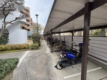 【大阪府/吹田市古江台】モンテベルデ古江台 駐輪場