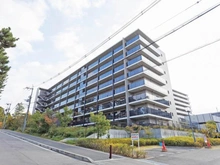 【大阪府/吹田市藤白台】ジオ北千里藤白台 外観