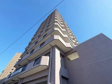 【大阪府/吹田市千里山竹園】パインフィールド緑地公園 外観