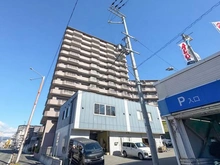 【大阪府/吹田市千里山竹園】パインフィールド緑地公園 外観