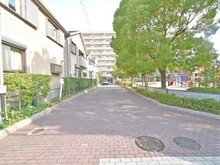 【大阪府/吹田市原町】グランドシティダイアパレス吹田パークコート5番館　 敷地内