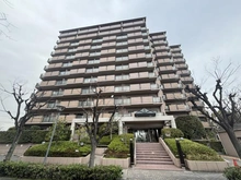 【大阪府/吹田市西御旅町】セントポリア北大阪ヴィゾン弐番館 外観