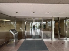 【大阪府/吹田市西御旅町】セントポリア北大阪ヴィゾン弐番館 アプローチ