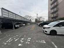 【大阪府/吹田市西御旅町】セントポリア北大阪ヴィゾン弐番館 駐車場