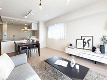 【大阪府/吹田市広芝町】リベール江坂 リビング・ダイニング：※家具・調度品等は販売価格に含まれておりません