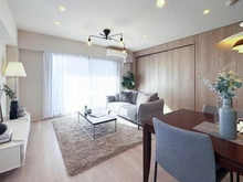 【大阪府/吹田市広芝町】リベール江坂 リビング・ダイニング