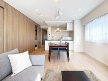 【大阪府/吹田市広芝町】リベール江坂 リビング・ダイニング