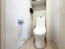 【大阪府/吹田市広芝町】リベール江坂 トイレ