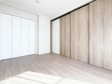 【大阪府/吹田市広芝町】リベール江坂 洋室