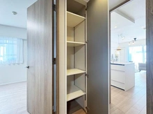 【大阪府/吹田市広芝町】リベール江坂 収納