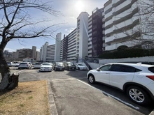 【大阪府/箕面市船場西】コンドミニアム千里中央 駐車場