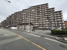 【大阪府/吹田市山田東】千里台スカハイツ C棟 外観