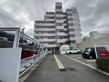 【大阪府/吹田市江坂町】ヴェルドール緑地公園南 駐車場