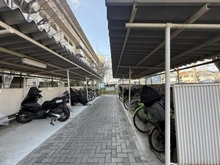 【大阪府/箕面市船場西】ニューセンバハイツ 609号室 駐輪場