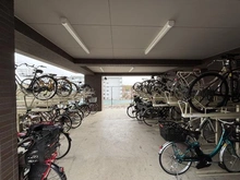 【大阪府/吹田市古江台】ステイツ北千里セントステージ 駐輪場