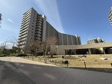 【大阪府/吹田市千里丘北】ミリカテラス　II街区 外観