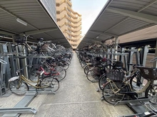 【大阪府/吹田市山田西】ルネ・ヒューマンズガーデン万博公園南 C棟 駐輪場