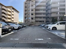 【大阪府/吹田市古江台】ネバーランド千里古江台 駐車場