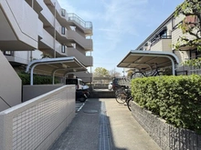 【大阪府/吹田市佐井寺】エンゼルハイム千里山 駐輪場