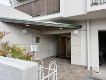 【大阪府/吹田市末広町】吹田ロイヤルマンション アプローチ