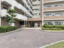 【大阪府/吹田市原町】グランドシティダイアパレス吹田ガーデンコート 四番館 アプローチ