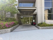 【大阪府/箕面市如意谷】コスモフォレスタ箕面 アプローチ