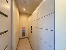 【大阪府/箕面市如意谷】コスモフォレスタ箕面 宅配BOX