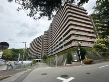【大阪府/吹田市春日】レジオンスクエア緑地公園 外観