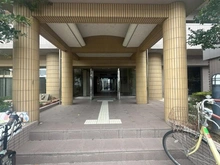 【大阪府/吹田市青葉丘北】ラウンドスクエア吹田青葉丘 アプローチ