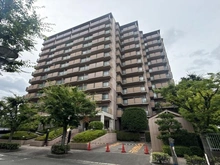 【大阪府/吹田市西御旅町】セントポリア北大阪ヴィゾン 弐番館 外観