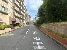 【大阪府/豊中市東寺内町】緑地公園ロイヤルマンション 前面道路