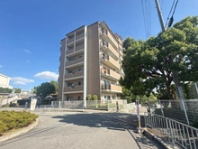 【大阪府/吹田市春日】ヴィルヌーブ緑地公園 外観
