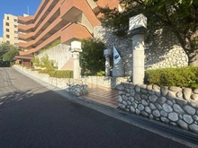 【大阪府/箕面市牧落】クラウンヒルズ箕面 アプローチ