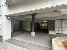 【大阪府/吹田市千里山西】千里山ロイヤルマンション 二番街D 棟 アプローチ
