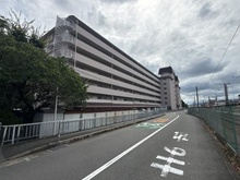【大阪府/箕面市半町】日商岩井箕面ハイツ B棟 外観