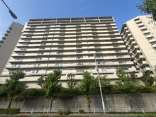【大阪府/吹田市五月が丘東】星和プラネタウン千里南第1期 B棟 外観